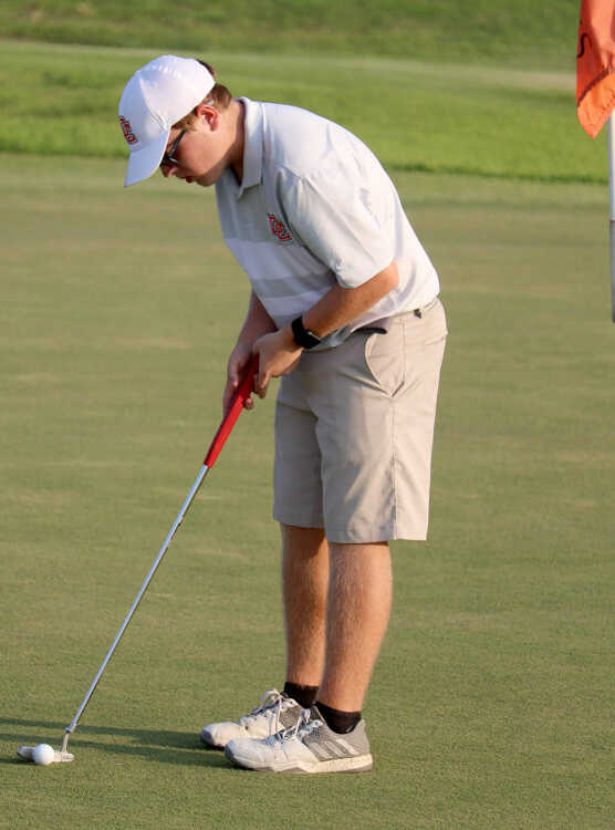DC Golf takes 2nd in Regionals, fall short of State Final