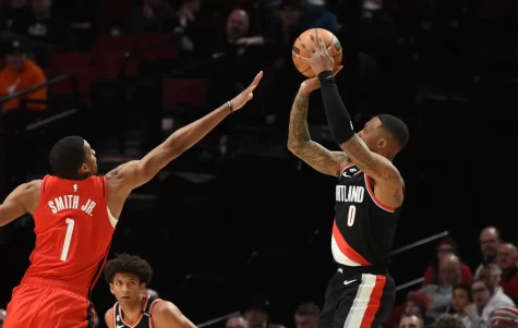 Damian Lillard drops 71 points against the Houston Rockets